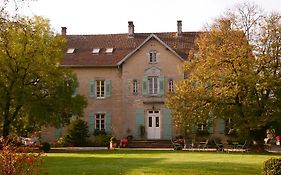 Domaine Du Chateau De Roche Sur Linotte